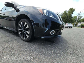 2017 Nissan Sentra SR - miniatura 18