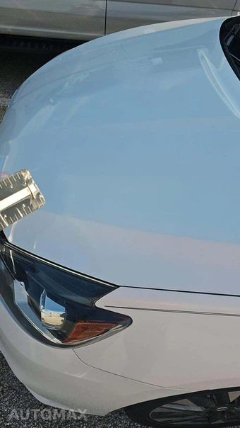 2017 Nissan Sentra SR - miniatura 20