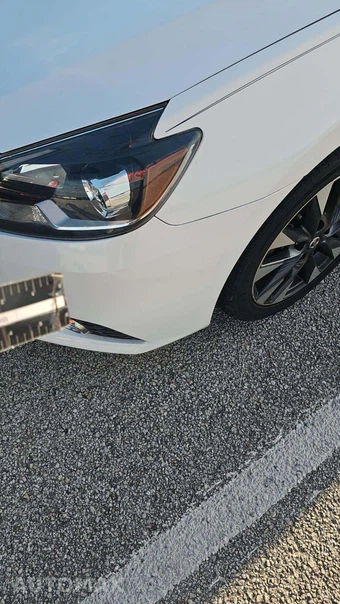 2017 Nissan Sentra SR - miniatura 22