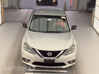 2017 Nissan Sentra SR – miniatura 2