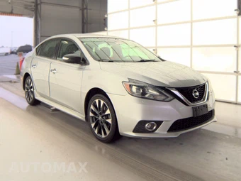 2017 Nissan Sentra SR – miniatura 3