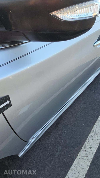 2017 Nissan Sentra SR – miniatura 47