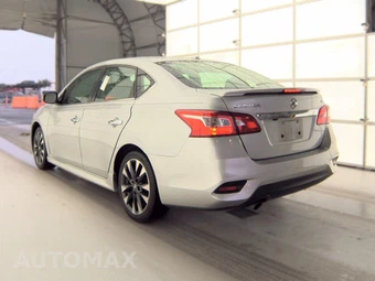 2017 Nissan Sentra SR – miniatura 6