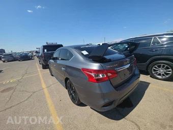 2017 Nissan Sentra SR – miniatura 6