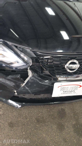 2017 Nissan Sentra SR TURBO – miniatura 22