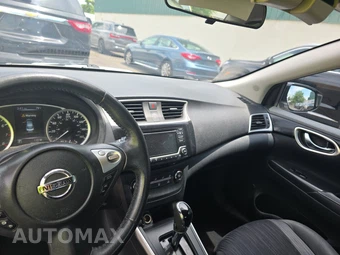 2017 Nissan Sentra SV – miniatura 11