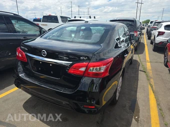 2017 Nissan Sentra SV – miniatura 4