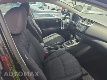 2017 Nissan Sentra SV – miniatura 8