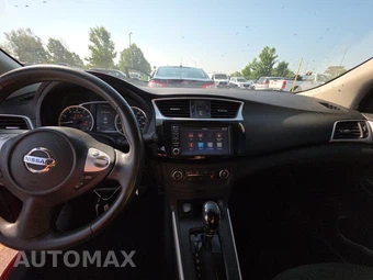 2017 Nissan Sentra SV – miniatura 11