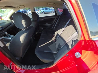 2017 Nissan Sentra SV – miniatura 13