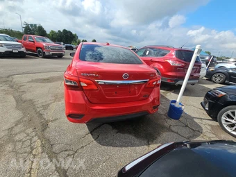 2017 Nissan Sentra SV – miniatura 5