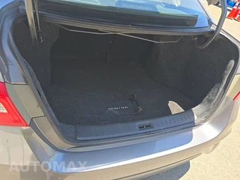 2017 Nissan Sentra SV – miniatura 16