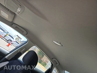2017 Nissan Sentra SV – miniatura 17