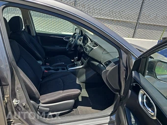 2017 Nissan Sentra SV – miniatura 8