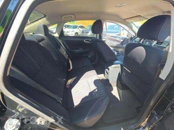 2017 Nissan Sentra SV – miniatura 17