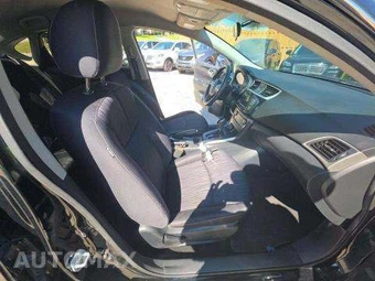 2017 Nissan Sentra SV – miniatura 19