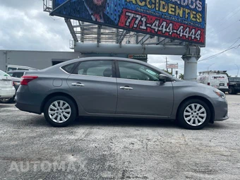 2017 Nissan Sentra SV - miniatura 4