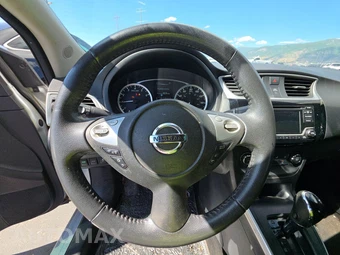 2017 Nissan Sentra SV – miniatura 10