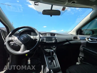 2017 Nissan Sentra SV – miniatura 11