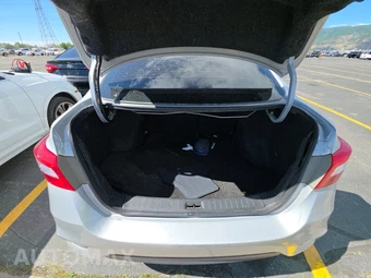 2017 Nissan Sentra SV – miniatura 16