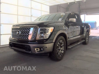 2017 Nissan TITAN Platinum Reserve Crew Cab Short Bed