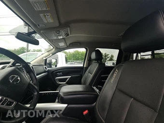 2017 Nissan TITAN PRO-4X Crew Cab Short Bed - miniatura 18