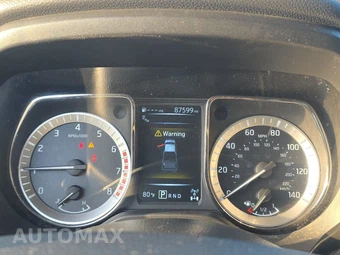 2017 Nissan TITAN PRO-4X Crew Cab Short Bed - miniatura 12