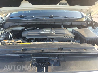 2017 Nissan TITAN PRO-4X Crew Cab Short Bed - miniatura 15