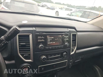 2017 Nissan TITAN S Crew Cab Short Bed - miniatura 11