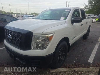 2017 Nissan TITAN S Crew Cab Short Bed