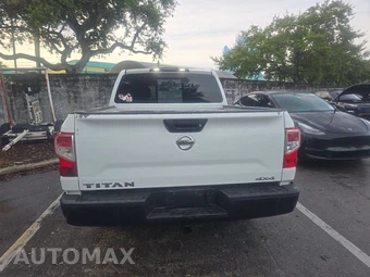 2017 Nissan TITAN S Crew Cab Short Bed - miniatura 5