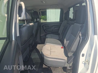 2017 Nissan TITAN S Crew Cab Short Bed - miniatura 13