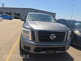2017 Nissan TITAN S Crew Cab Short Bed - miniatura 2