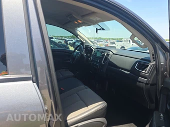 2017 Nissan TITAN S Crew Cab Short Bed - miniatura 8