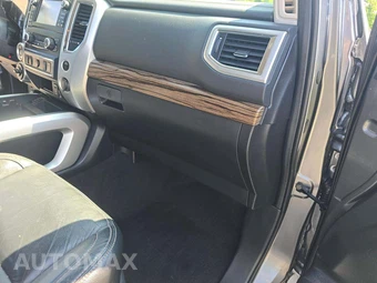 2017 Nissan TITAN SL Crew Cab Short Bed - miniatura 16