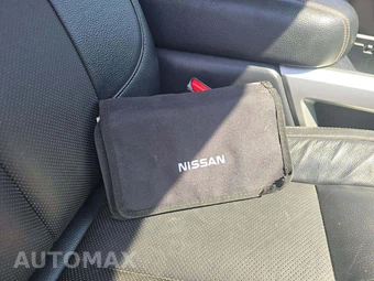 2017 Nissan TITAN SL Crew Cab Short Bed - miniatura 24