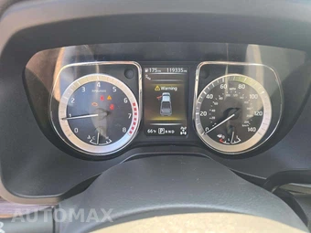 2017 Nissan TITAN SL Crew Cab Short Bed - miniatura 6