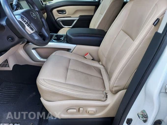 2017 Nissan TITAN SL Crew Cab Short Bed - miniatura 30