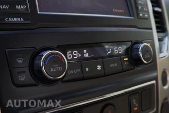 2017 Nissan TITAN SL Crew Cab Short Bed - miniatura 46