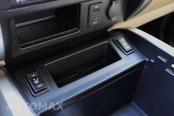 2017 Nissan TITAN SL Crew Cab Short Bed - miniatura 50
