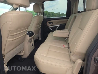2017 Nissan TITAN SL Crew Cab Short Bed - miniatura 13