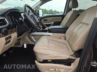 2017 Nissan TITAN SL Crew Cab Short Bed - miniatura 7