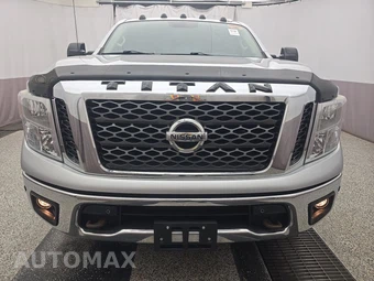 2017 Nissan TITAN SV Crew Cab Extra Short Bed - miniatura 2