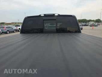 2017 Nissan TITAN SV Crew Cab Short Bed - miniatura 16