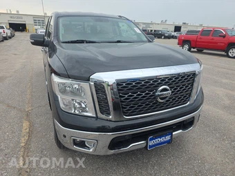 2017 Nissan TITAN SV Crew Cab Short Bed - miniatura 2