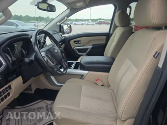 2017 Nissan TITAN SV Crew Cab Short Bed - miniatura 7