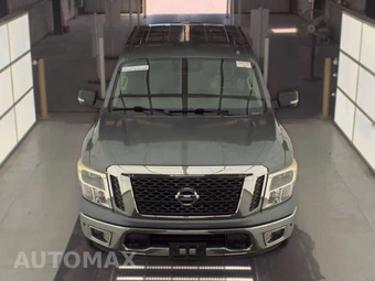 2017 Nissan TITAN SV Crew Cab Short Bed - miniatura 2