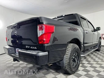 2017 Nissan TITAN SV Crew Cab Short Bed - miniatura 25