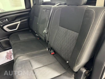 2017 Nissan TITAN SV Crew Cab Short Bed - miniatura 32