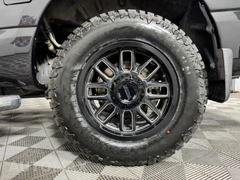 2017 Nissan TITAN SV Crew Cab Short Bed - miniatura 40